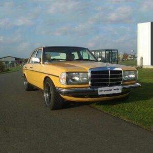 W123